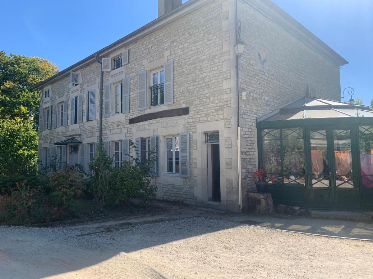 Chambres D'Hotes Dans Une Maison De Caractere Mussey-sur-Marne Kültér fotó
